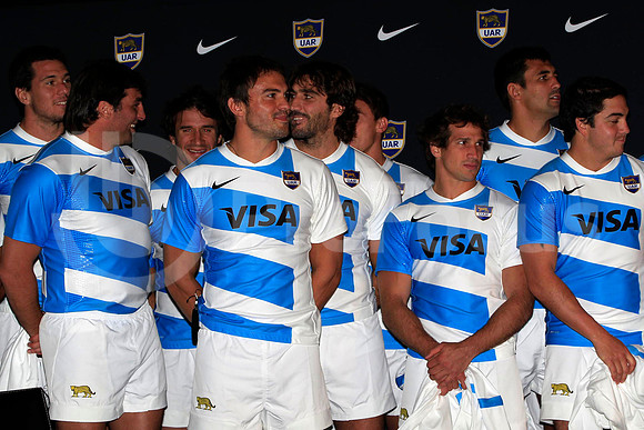 Lanzamiento camiseta Pumas Nike