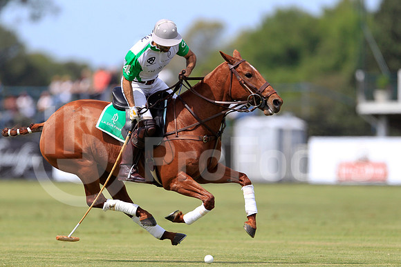2011_TRIPLE CORONA_051