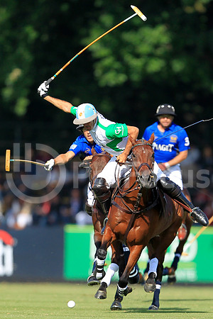 2011_TRIPLE CORONA_055