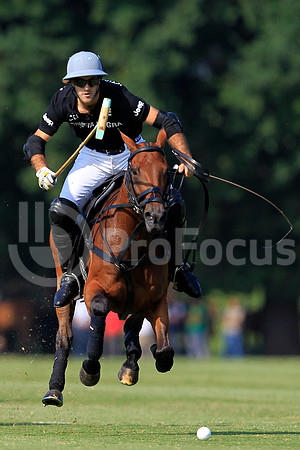 2011_TRIPLE CORONA_065