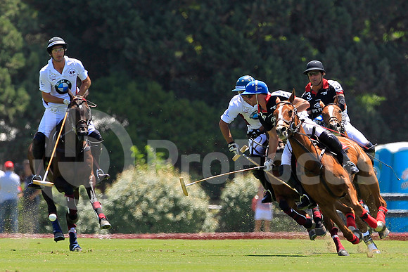 2011_TRIPLE CORONA_093