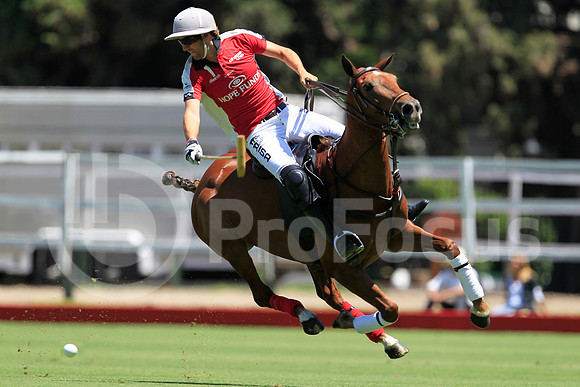 2011_TRIPLE CORONA_098