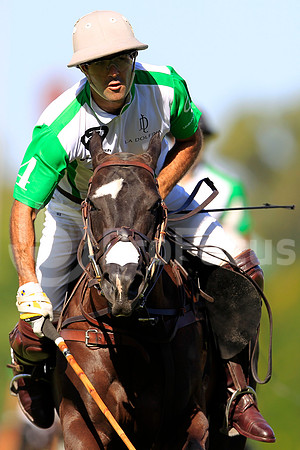 2011_TRIPLE CORONA_154