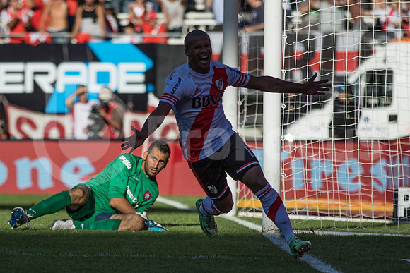 RIVER vs SAN LORENZO