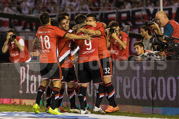 RIVER VS BANFIELD