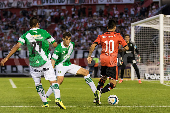 RIVER VS BANFIELD