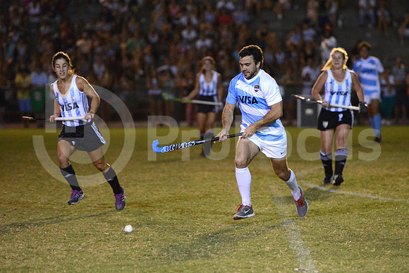 Las Leonas vs Los Pumas 2013