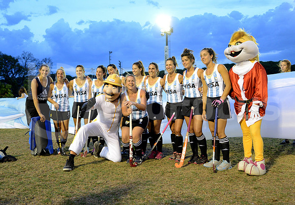 Las Leonas vs Los Pumas 2013