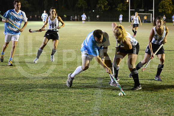 Las Leonas vs Los Pumas 2013