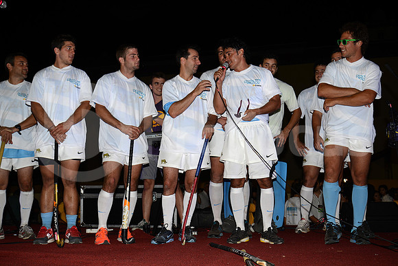Las Leonas vs Los Pumas 2013