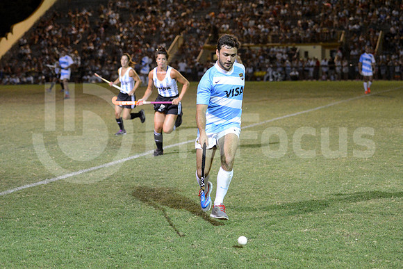 Las Leonas vs Los Pumas 2013