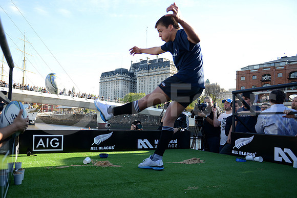 AIG Kicking Contest 2014