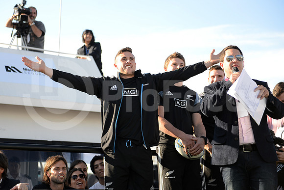AIG Kicking Contest 2014