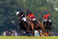 ELLERSTINA vs LAS MONJITAS