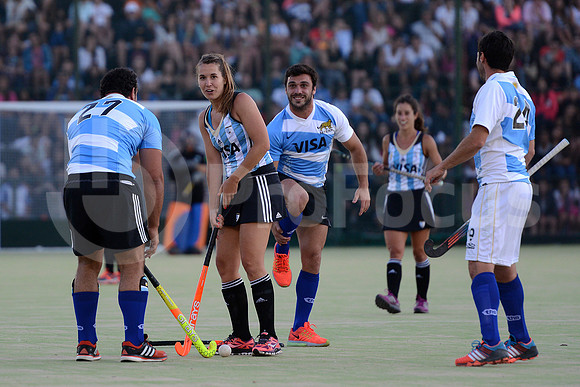Pumas vs Leonas 2015.